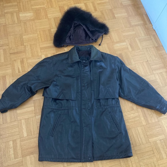 High-quality leather jacket - Picture 2 of 9